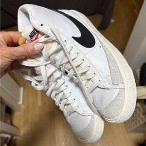 Nike Mid 77 High-top Blazers, Women’s size 8